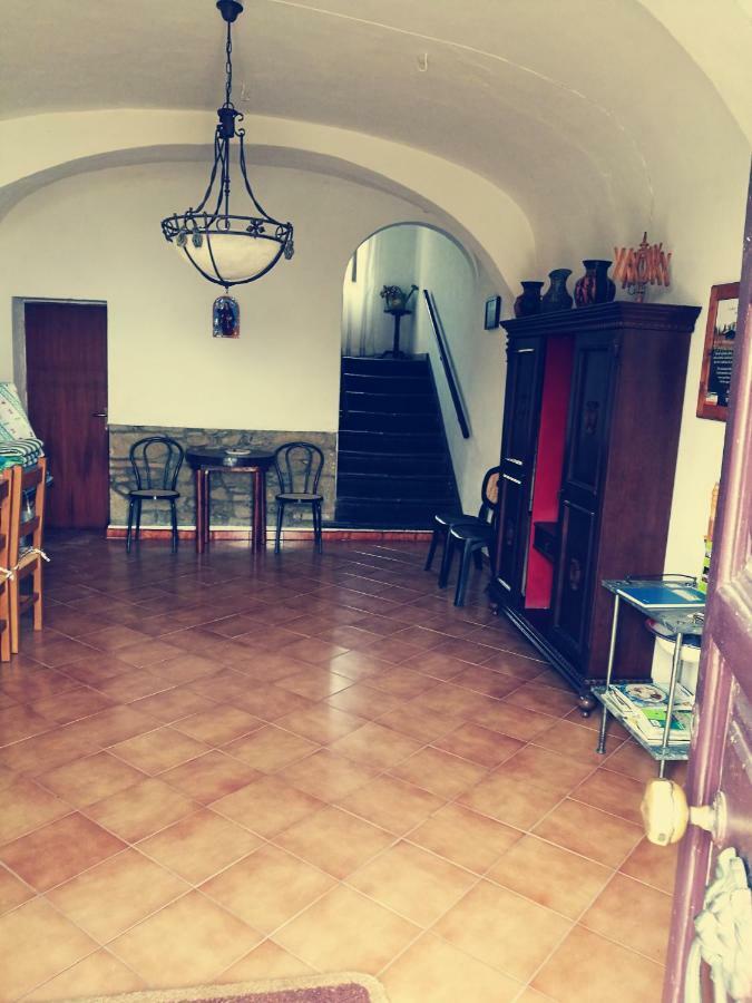 Апартаменты I Castagnini Монтекатини-Валь-ди-Чечина Экстерьер фото